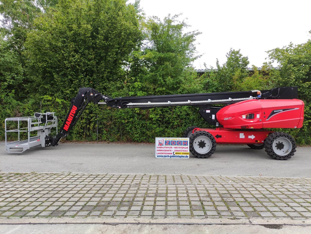 Manitou 280 TJ ST5 S1 - Nacelle articulée: photos 1 Manitou 280 TJ ST5 S1 - Nacelle articulée: photos 1