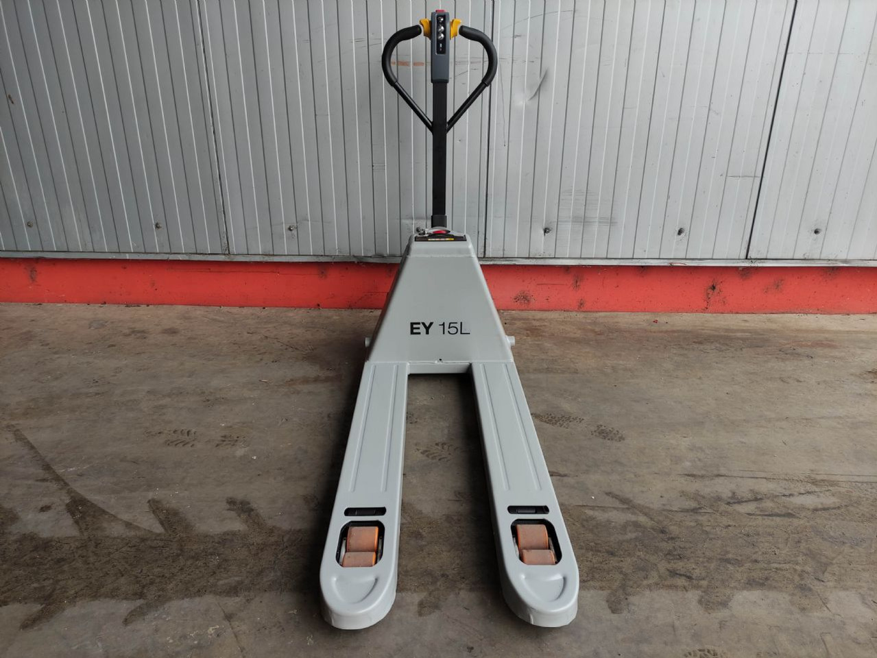 Pramac EY15L *NEU* - Transpalette: photos 3 Pramac EY15L *NEU* - Transpalette: photos 3