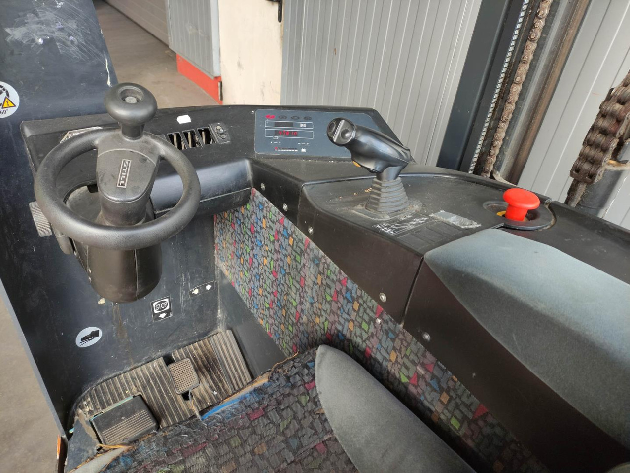 Still FM 12 - Chariot à mât rétractable: photos 5 Still FM 12 - Chariot à mât rétractable: photos 5