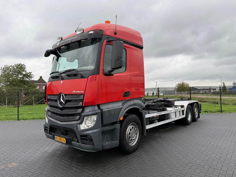 Mercedes-Benz ACTROS HAAKARM SYSTEEM, GOEDE STAAT, OMVORMER, 616.802 KM. - Camion ampliroll: photos 3 Mercedes-Benz ACTROS HAAKARM SYSTEEM, GOEDE STAAT, OMVORMER, 616.802 KM. - Camion ampliroll: photos 3
