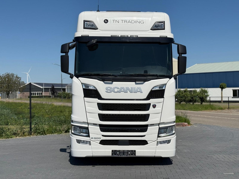 Scania R500 VOLLUCHT, RETARDER, 3.15WB, LEER, LED, VOL SPOILER. - Tracteur routier: photos 2 Scania R500 VOLLUCHT, RETARDER, 3.15WB, LEER, LED, VOL SPOILER. - Tracteur routier: photos 2