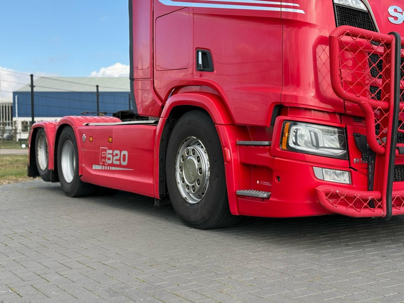 Scania R520 V8 NGS VOLLUCHT, LEER, BULLBAR, ZONDER EGR, BOOGIE. - Tracteur routier: photos 2 Scania R520 V8 NGS VOLLUCHT, LEER, BULLBAR, ZONDER EGR, BOOGIE. - Tracteur routier: photos 2