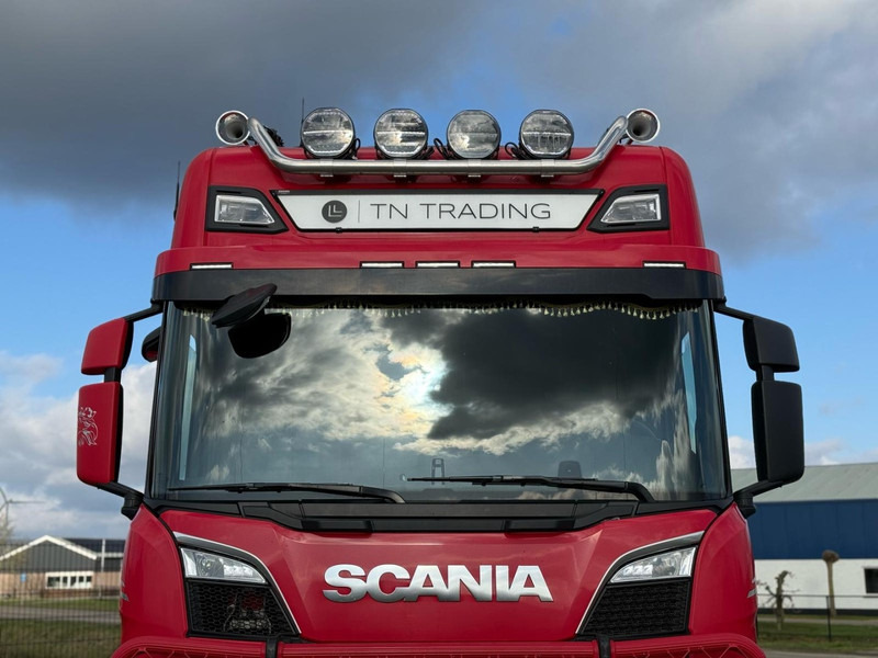 Scania R520 V8 NGS VOLLUCHT, LEER, BULLBAR, ZONDER EGR, BOOGIE. - Tracteur routier: photos 5 Scania R520 V8 NGS VOLLUCHT, LEER, BULLBAR, ZONDER EGR, BOOGIE. - Tracteur routier: photos 5