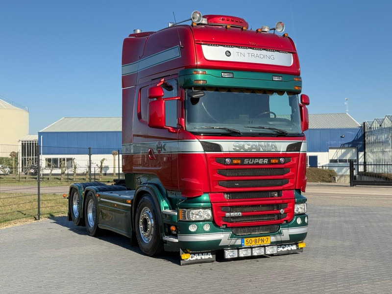 Scania R560 SHOW TRUCK, INTERIOR, FULL AIR, LIKE NEW. - Tracteur routier: photos 1 Scania R560 SHOW TRUCK, INTERIOR, FULL AIR, LIKE NEW. - Tracteur routier: photos 1