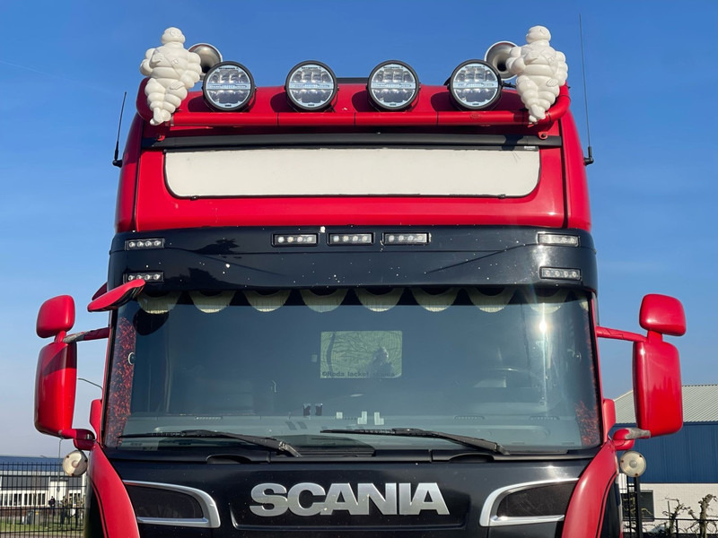 Scania R580 V8 FULL AIR, BOOGIE, LEATHER, RETARDER, EURO 6. - Tracteur routier: photos 2 Scania R580 V8 FULL AIR, BOOGIE, LEATHER, RETARDER, EURO 6. - Tracteur routier: photos 2