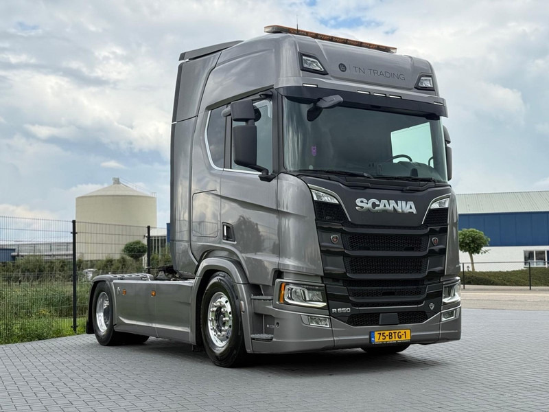 Scania R650 V8 FULL AIR, ALCOA, LEATHER, RETARDER, PTO. - Tracteur routier: photos 1 Scania R650 V8 FULL AIR, ALCOA, LEATHER, RETARDER, PTO. - Tracteur routier: photos 1