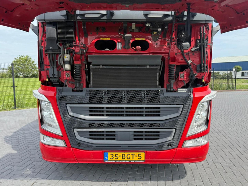 Volvo FH13.420 ADR, SMART TACHO 2, NL TRUCK, ALCOA, STEEL/AIR, PERFECT CONDITION, 2X TANK. - Tracteur routier: photos 5 Volvo FH13.420 ADR, SMART TACHO 2, NL TRUCK, ALCOA, STEEL/AIR, PERFECT CONDITION, 2X TANK. - Tracteur routier: photos 5