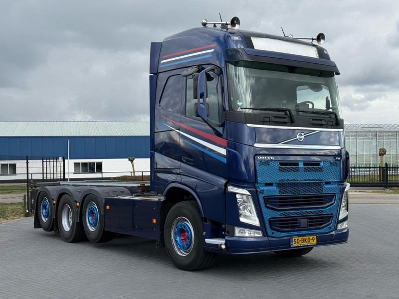 Volvo FH 13.500 DYNAMIC STEERING, DUAL CLUTCH, ACC, 3X CAMERA, ACC. - Camion porte-conteneur/ Caisse mobile: photos 1 Volvo FH 13.500 DYNAMIC STEERING, DUAL CLUTCH, ACC, 3X CAMERA, ACC. - Camion porte-conteneur/ Caisse mobile: photos 1