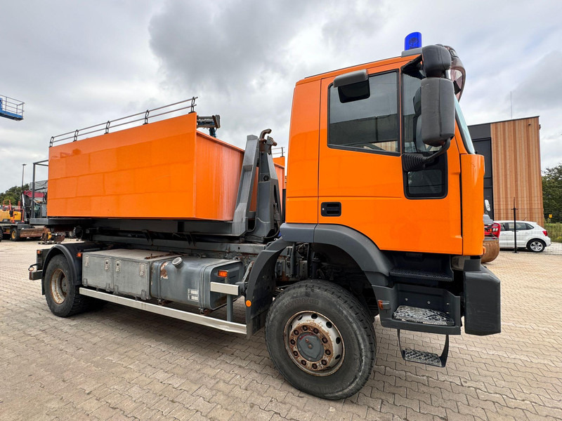 Iveco Eurotrakker 310 4x4 - Camion de pompier: photos 4 Iveco Eurotrakker 310 4x4 - Camion de pompier: photos 4