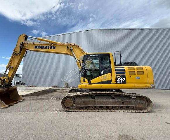 Komatsu PC240NLC-10 - Pelle sur chenille: photos 2 Komatsu PC240NLC-10 - Pelle sur chenille: photos 2