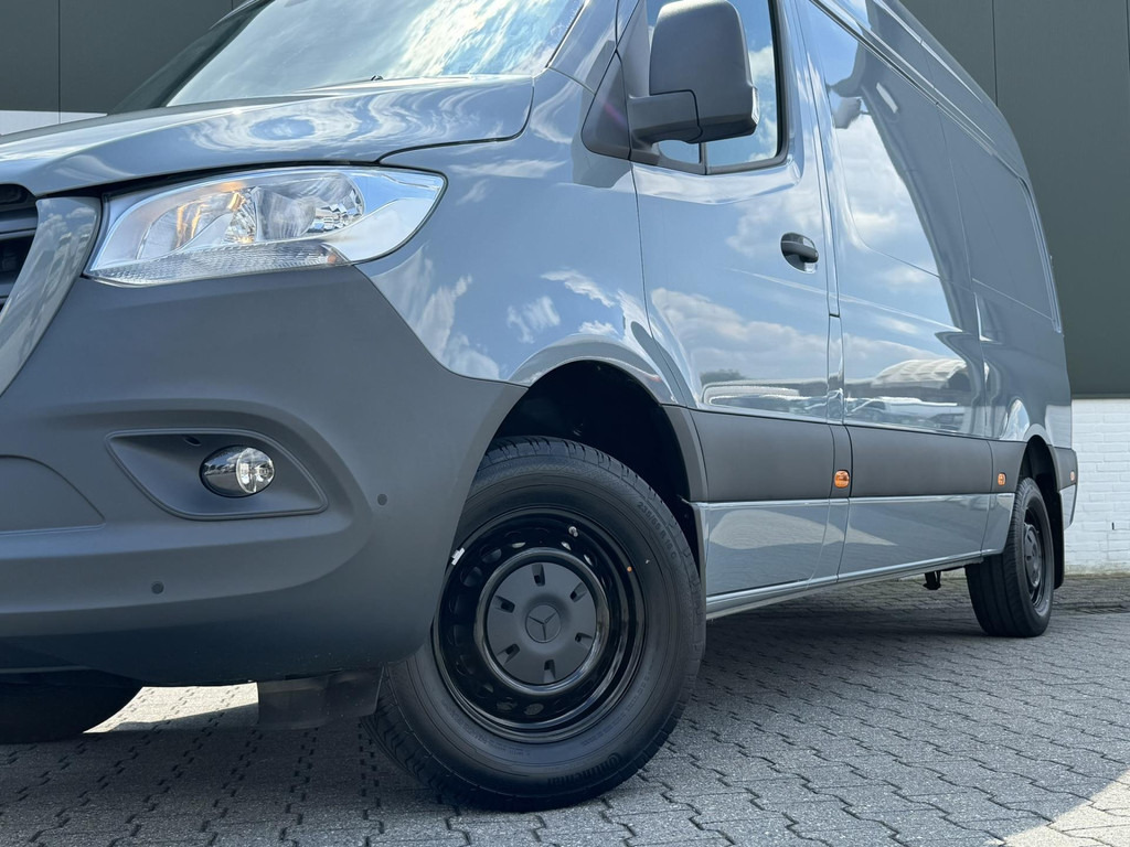 Mercedes-Benz Sprinter-317 L2 Trekhaak 3500kg Camera Navigatie Cruise Clima Pdc Keyless Leder+verwarming - Fourgon utilitaire: photos 5 Mercedes-Benz Sprinter-317 L2 Trekhaak 3500kg Camera Navigatie Cruise Clima Pdc Keyless Leder+verwarming - Fourgon utilitaire: photos 5