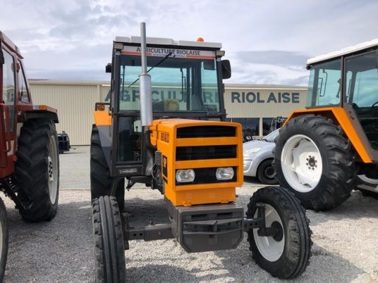 Renault 70-12 SP tracteur - Tracteur agricole: photos 2 Renault 70-12 SP tracteur - Tracteur agricole: photos 2