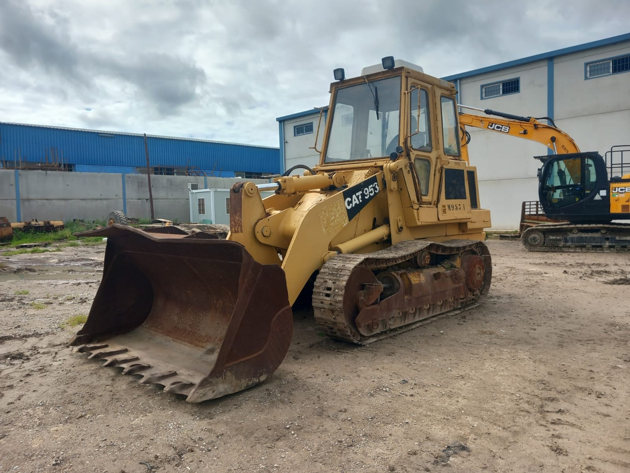 CATERPILLAR 953 - Engins de chantier: photos 1 CATERPILLAR 953 - Engins de chantier: photos 1