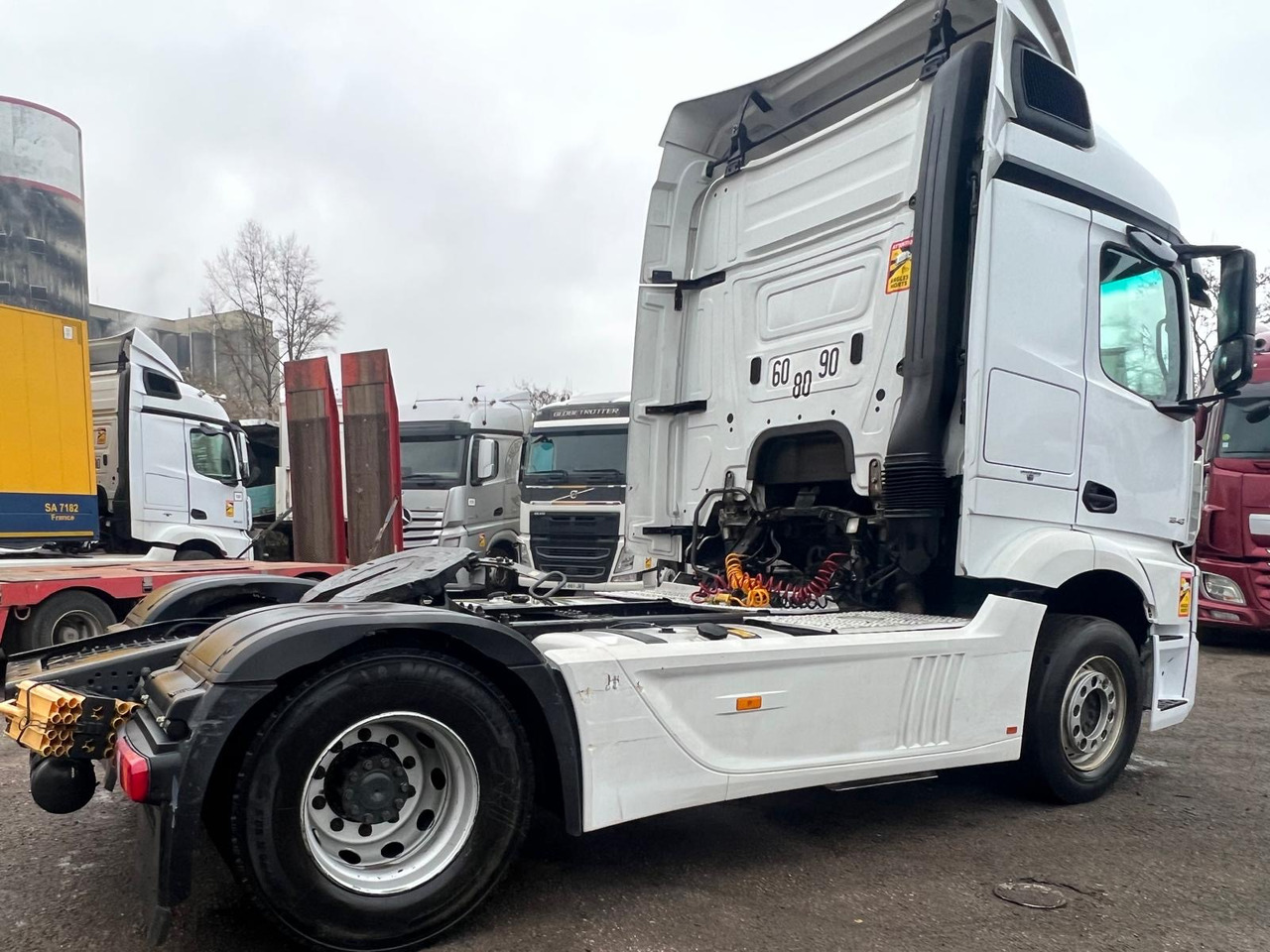 Mercedes Actros 1843 - Tracteur routier: photos 3 Mercedes Actros 1843 - Tracteur routier: photos 3