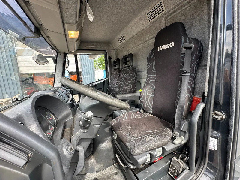 Camion fourgon Iveco EuroCargo 180 Closed Box Saxas 12T / Lift / Euro 5 / Smart Tacho: photos 17