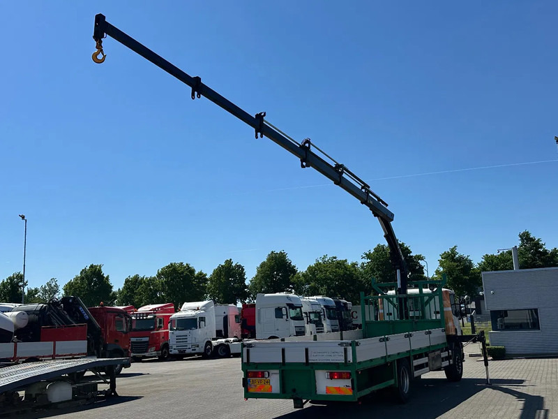 Scania P94-220 HIAB 102 / 5x Extentable / Euro 2 / Apk 02-2026! - Camion grue: photos 4 Scania P94-220 HIAB 102 / 5x Extentable / Euro 2 / Apk 02-2026! - Camion grue: photos 4