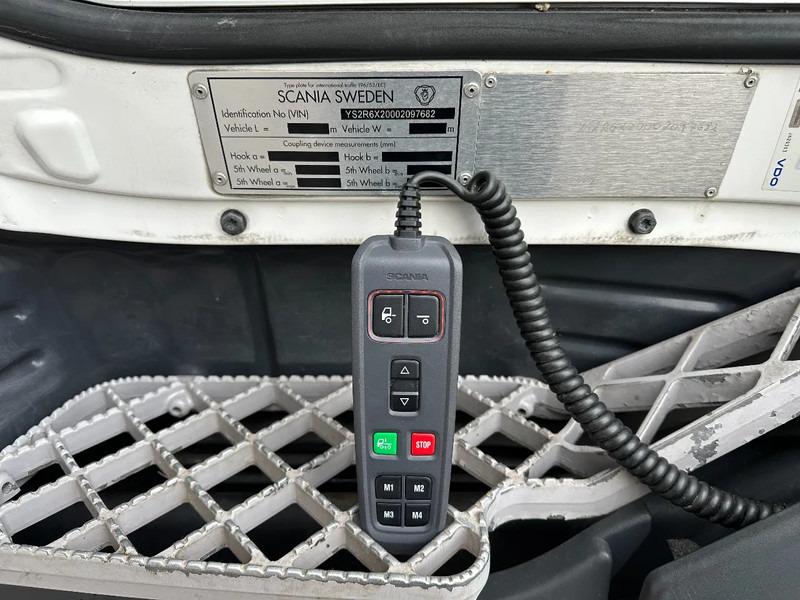 Châssis cabine Scania R580 V8 6x2*4 Chassis Retarder Full Air 4.90 Wb Euro 6: photos 11 Châssis cabine Scania R580 V8 6x2*4 Chassis Retarder Full Air 4.90 Wb Euro 6: photos 11