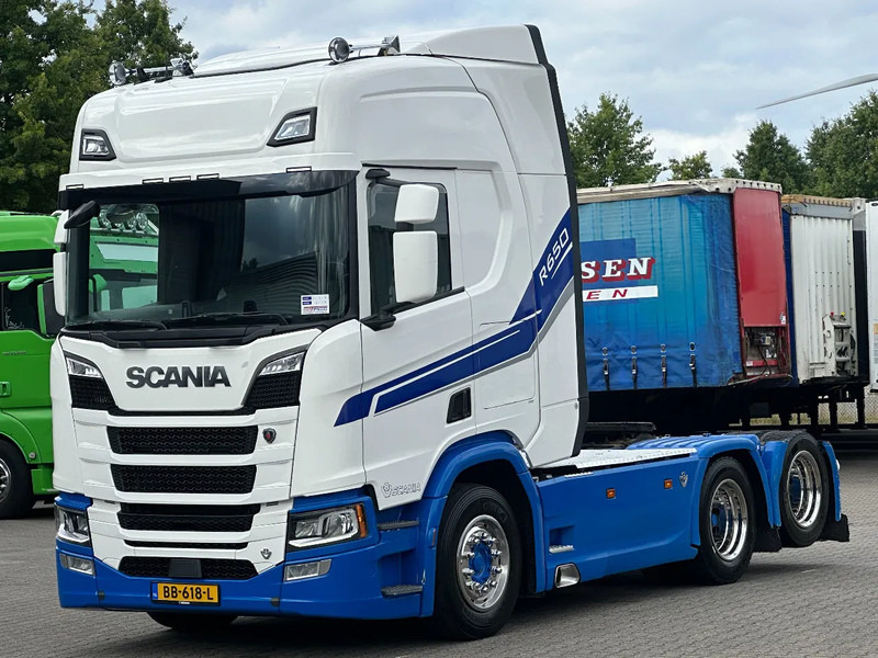 Scania R650 V8 6x2 Boogie / Retarder / Full Air / Hydrauliek / Full Spoiler - Tracteur routier: photos 1 Scania R650 V8 6x2 Boogie / Retarder / Full Air / Hydrauliek / Full Spoiler - Tracteur routier: photos 1