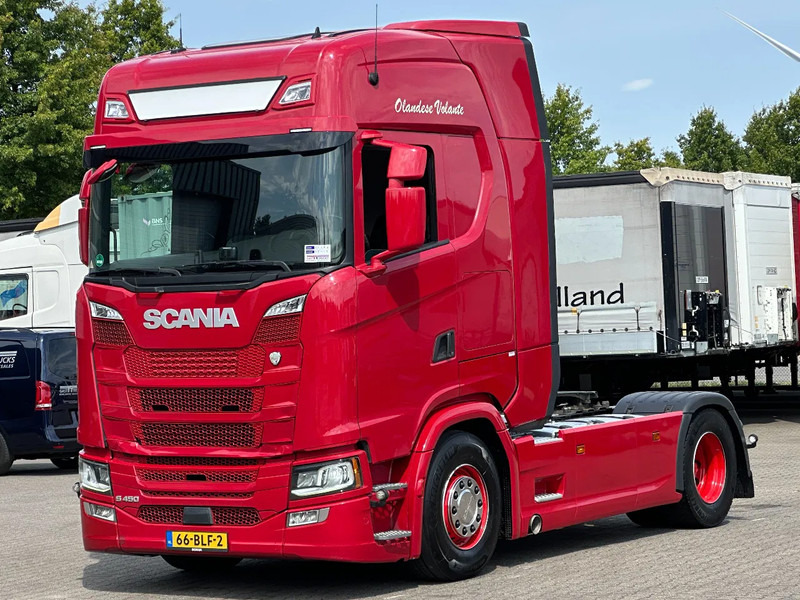 Scania S450 Retarder Full Spoiler 2 Tank *NL-Truck* - Tracteur routier: photos 1 Scania S450 Retarder Full Spoiler 2 Tank *NL-Truck* - Tracteur routier: photos 1