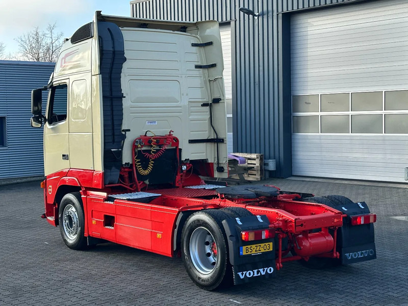 Volvo FH 480 Globe XL Euro 5 *Only 535 Tkm* Full Spoiler *Top* - Tracteur routier: photos 4 Volvo FH 480 Globe XL Euro 5 *Only 535 Tkm* Full Spoiler *Top* - Tracteur routier: photos 4