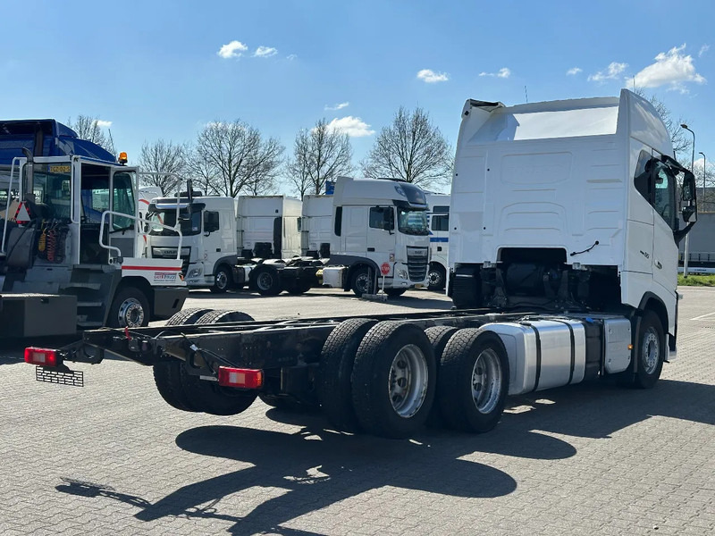 Volvo FH 16.650 6x2 Chassis Retarder Euro 6 WB 4.30 Full Air - Châssis cabine: photos 3 Volvo FH 16.650 6x2 Chassis Retarder Euro 6 WB 4.30 Full Air - Châssis cabine: photos 3