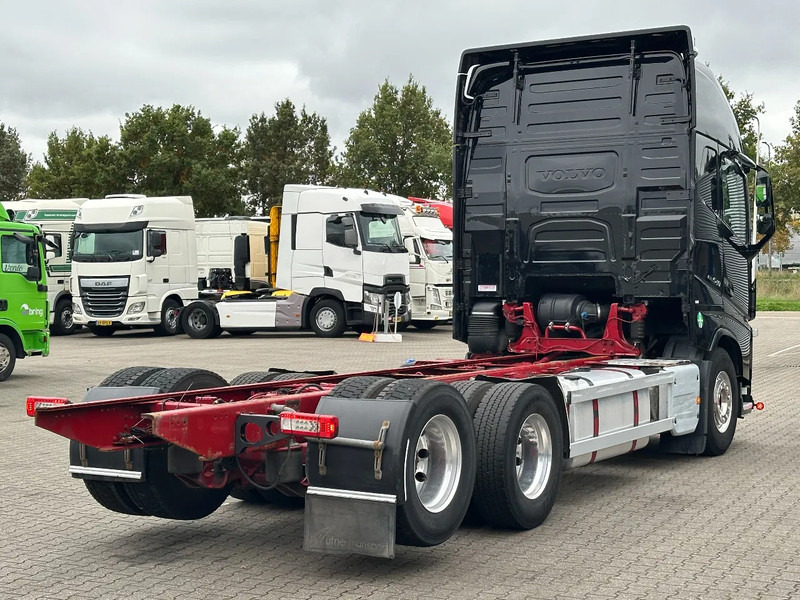 Volvo FH 540 6x2 Globe XL - Retarder - Dual Clutch - 4.30 WB - Full Air - Châssis cabine: photos 3 Volvo FH 540 6x2 Globe XL - Retarder - Dual Clutch - 4.30 WB - Full Air - Châssis cabine: photos 3