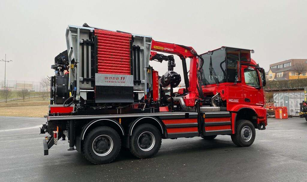 Mercedes MUSMAX WT11 NMV - Broyeur de végétaux, Camion: photos 2 Mercedes MUSMAX WT11 NMV - Broyeur de végétaux, Camion: photos 2
