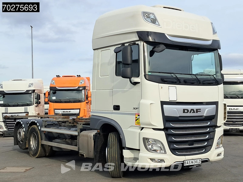 DAF XF 450 6X2 FAN SSC Retarder Lift-Lenkachse ACC Euro 6 - Camion porte-conteneur/ Caisse mobile: photos 3 DAF XF 450 6X2 FAN SSC Retarder Lift-Lenkachse ACC Euro 6 - Camion porte-conteneur/ Caisse mobile: photos 3