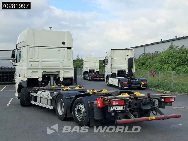 DAF XF 480 6X2 SSC Retarder 2x Tanks Lift+Lenkachse Standklima ACC LED - Camion porte-conteneur/ Caisse mobile: photos 2 DAF XF 480 6X2 SSC Retarder 2x Tanks Lift+Lenkachse Standklima ACC LED - Camion porte-conteneur/ Caisse mobile: photos 2