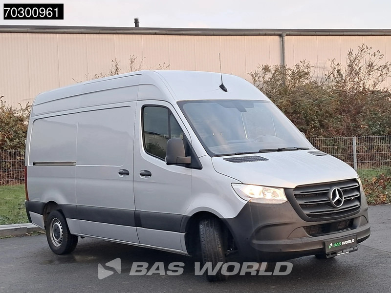Mercedes-Benz Sprinter 315 CDI Automatik L2H2 150PS Klima Kamera Parkensensoren MBUX CarPlay Euro6 L2 A/C - Fourgonnette: photos 2 Mercedes-Benz Sprinter 315 CDI Automatik L2H2 150PS Klima Kamera Parkensensoren MBUX CarPlay Euro6 L2 A/C - Fourgonnette: photos 2