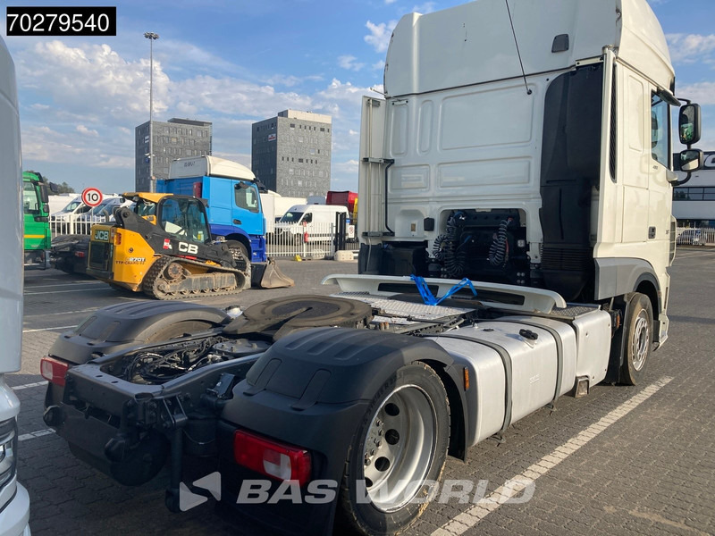 DAF XF 480 4X2 SSC Mega 2x Tanks Standklima ACC LED - Tracteur routier: photos 3 DAF XF 480 4X2 SSC Mega 2x Tanks Standklima ACC LED - Tracteur routier: photos 3