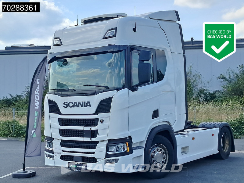 Scania R450 4X2 Retarder 2xTanks Standklima Navi Euro 6 - Tracteur routier: photos 1 Scania R450 4X2 Retarder 2xTanks Standklima Navi Euro 6 - Tracteur routier: photos 1