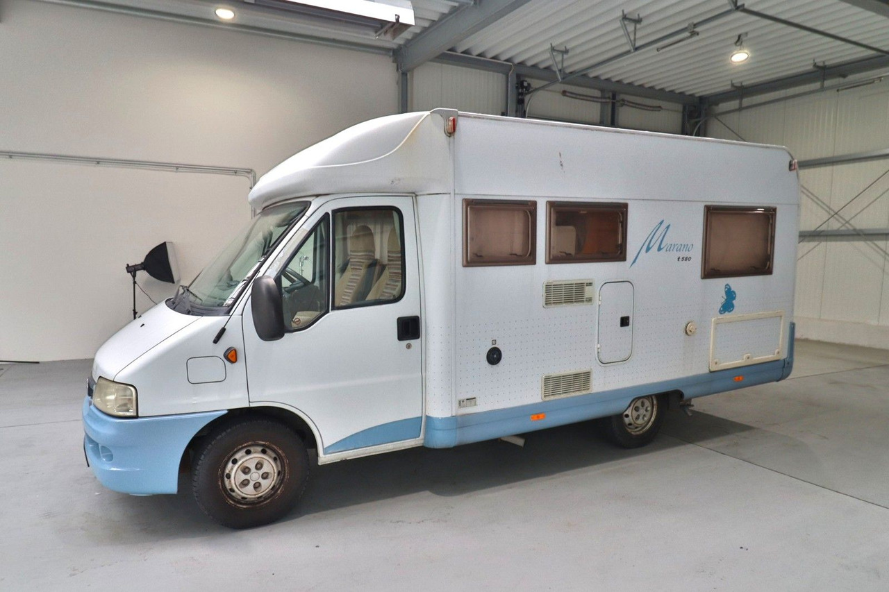 Bürstner T 580 Marano/Festbett/Solar/Markise/nur 5,99 m - Camping-car profilé: photos 2 Bürstner T 580 Marano/Festbett/Solar/Markise/nur 5,99 m - Camping-car profilé: photos 2