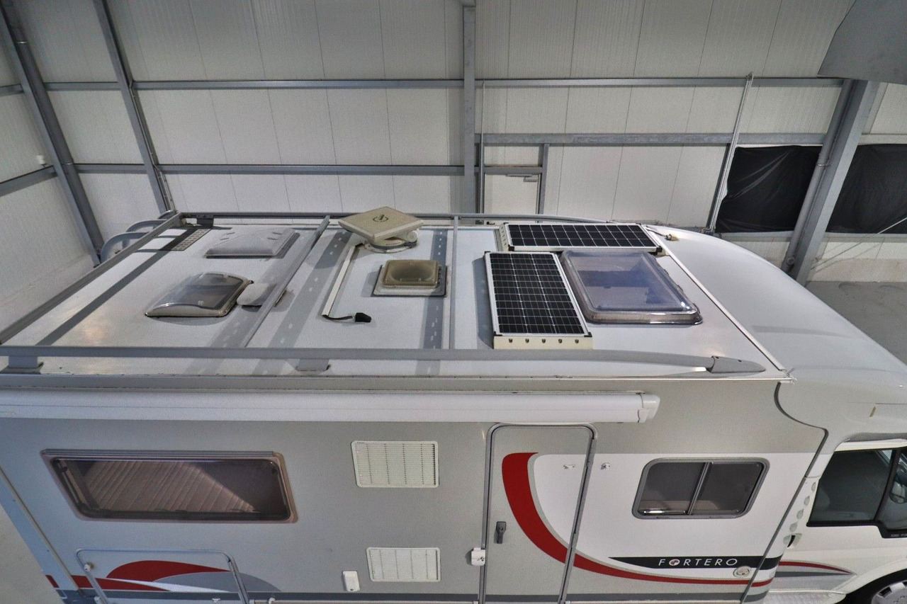 Dethleffs Fortero H 6945/Festbett/Klima/Solar/Markise/AHK - Camping-car profilé: photos 4 Dethleffs Fortero H 6945/Festbett/Klima/Solar/Markise/AHK - Camping-car profilé: photos 4