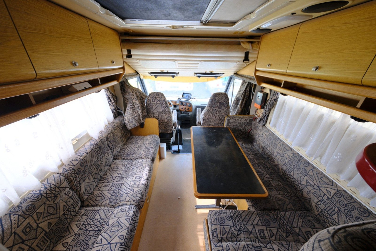 Laika Ecovip 400 I/Hubbett/Standklima/Markise/Solar - Camping-car intégral: photos 5 Laika Ecovip 400 I/Hubbett/Standklima/Markise/Solar - Camping-car intégral: photos 5