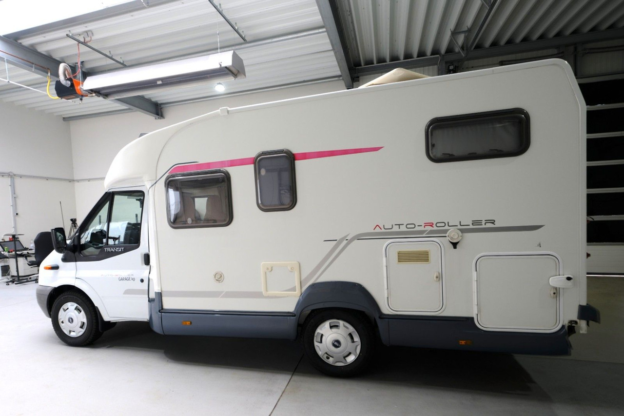 Roller Team Autoroller Garage KP/Festbett/Garage/Solar/Klima - Camping-car profilé: photos 3 Roller Team Autoroller Garage KP/Festbett/Garage/Solar/Klima - Camping-car profilé: photos 3