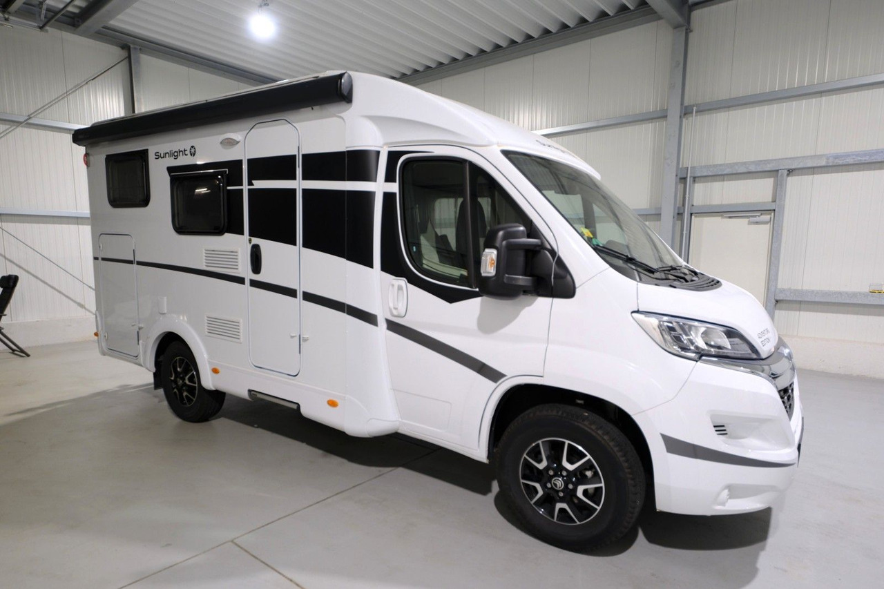 Sunlight V 60 Adventure Edition/Festbett/Garage/Klima/TOP - Camping-car profilé: photos 2 Sunlight V 60 Adventure Edition/Festbett/Garage/Klima/TOP - Camping-car profilé: photos 2