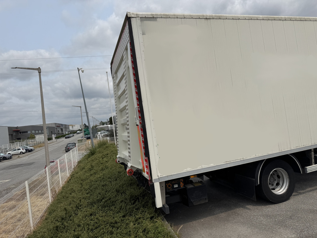 DAF LF 160 45IV - Camion fourgon: photos 3 DAF LF 160 45IV - Camion fourgon: photos 3