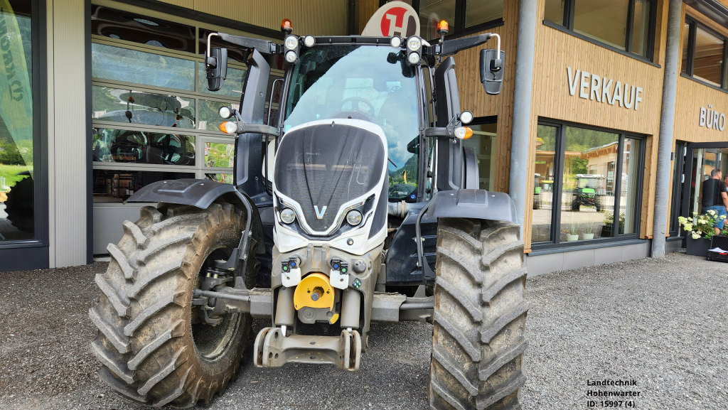 Valtra N 175 Direct (15997) - Tracteur agricole: photos 5 Valtra N 175 Direct (15997) - Tracteur agricole: photos 5