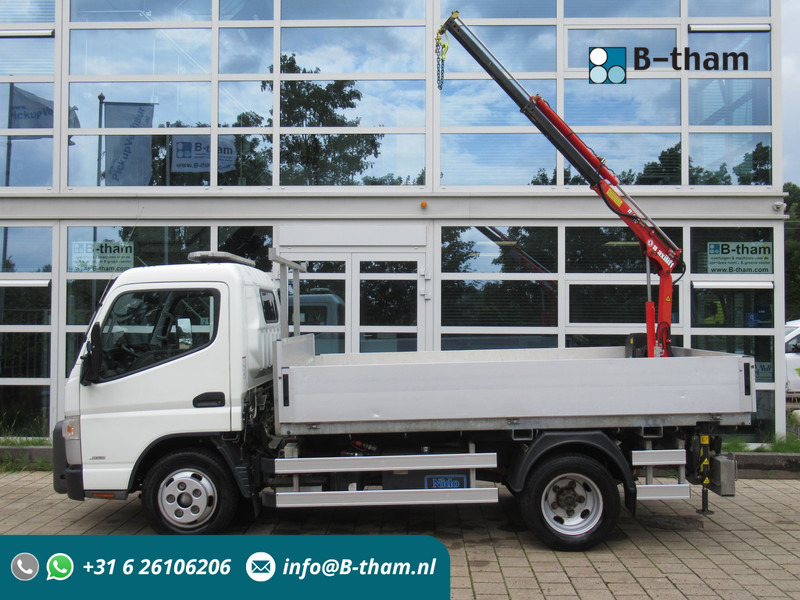 FUSO Canter 6S15 NIDO Hydro Winterdienst Maxilift Kraan - Utilitaire plateau: photos 1 FUSO Canter 6S15 NIDO Hydro Winterdienst Maxilift Kraan - Utilitaire plateau: photos 1