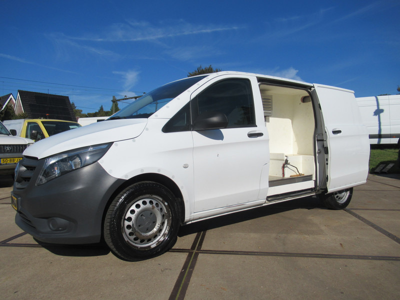 Mercedes-Benz Vito 639/5 4x4 113CDI DENSO koelinbouw - Utilitaire frigorifique: photos 3 Mercedes-Benz Vito 639/5 4x4 113CDI DENSO koelinbouw - Utilitaire frigorifique: photos 3
