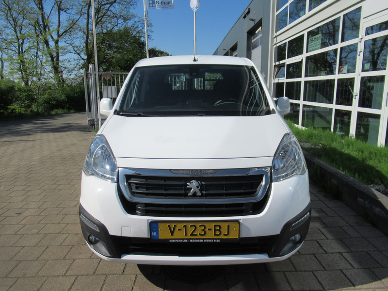 Peugeot Partner 120 1.6 BlueHDi 73KW L1Pro Automaat Galicia - Fourgonnette: photos 5 Peugeot Partner 120 1.6 BlueHDi 73KW L1Pro Automaat Galicia - Fourgonnette: photos 5