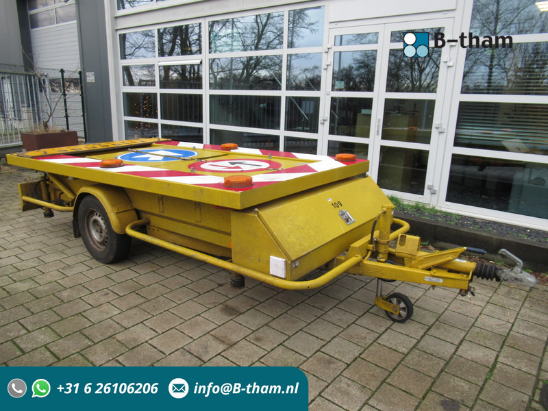 Trias SW15U2B Actiewagen Signaalwagen - Remorque: photos 1 Trias SW15U2B Actiewagen Signaalwagen - Remorque: photos 1