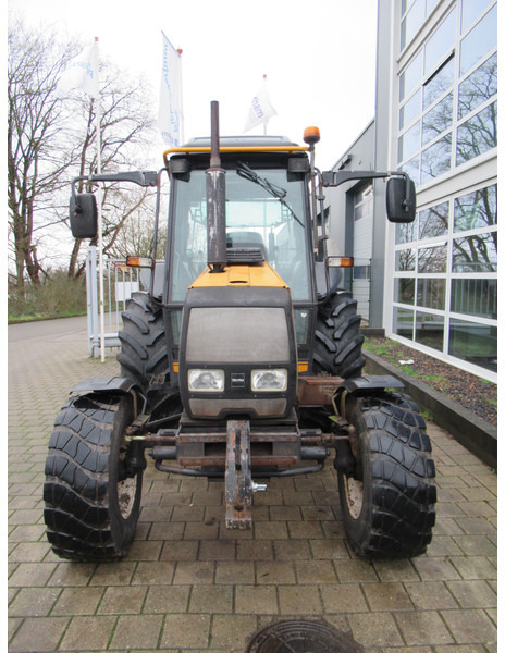 Valtra 700 4x2 VALMET - Tracteur agricole: photos 4 Valtra 700 4x2 VALMET - Tracteur agricole: photos 4