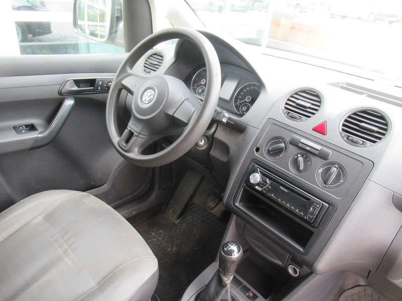 Fourgonnette Volkswagen Caddy 1.6 TDI 75KW Maxi BMT: photos 9