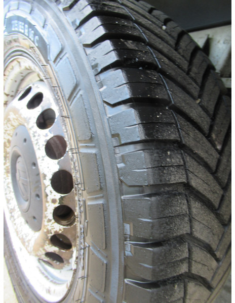 Utilitaire plateau, Utilitaire double cabine Volkswagen Transporter T5 2.5 TDI 96KW 340 DOKA Dubbelcabine: photos 9 Utilitaire plateau, Utilitaire double cabine Volkswagen Transporter T5 2.5 TDI 96KW 340 DOKA Dubbelcabine: photos 9