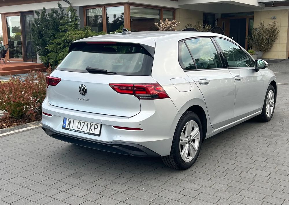 Volkswagen Golf VIII 1.0 TSI Active - Voiture: photos 1 Volkswagen Golf VIII 1.0 TSI Active - Voiture: photos 1