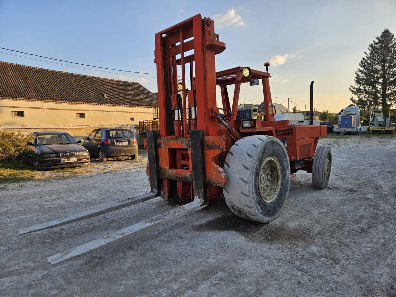 MANITOU MC80 F - Chariot élévateur diesel: photos 1 MANITOU MC80 F - Chariot élévateur diesel: photos 1