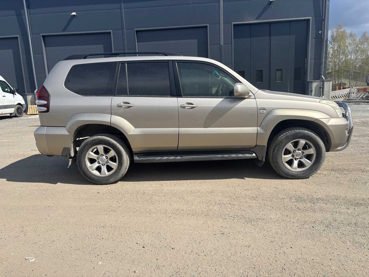 Toyota Land Cruiser 3.0 - Voiture: photos 4 Toyota Land Cruiser 3.0 - Voiture: photos 4