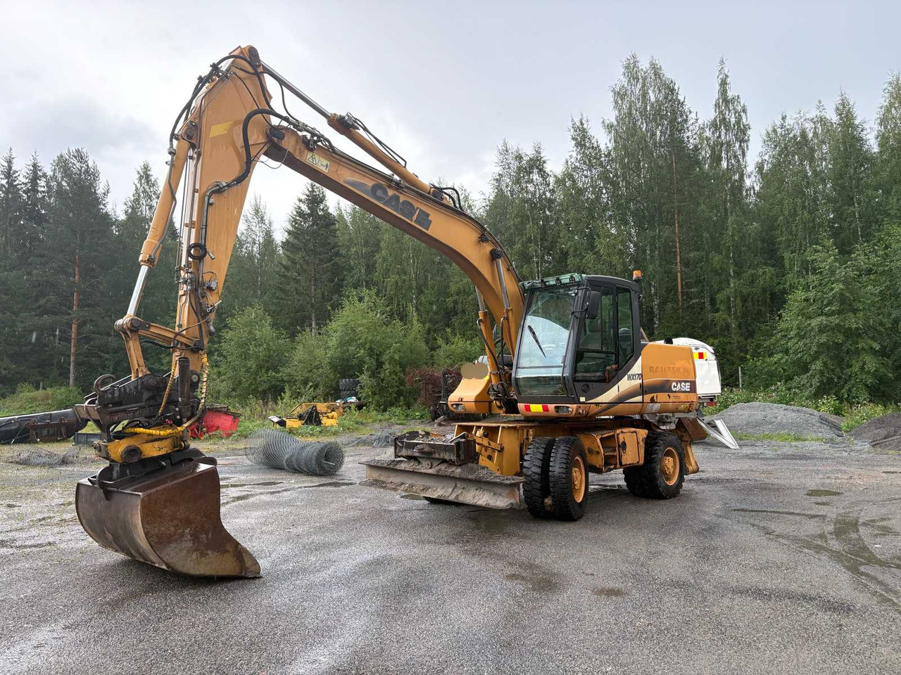 Wheel Excavator Case WX170 - Pelle sur pneus: photos 3 Wheel Excavator Case WX170 - Pelle sur pneus: photos 3